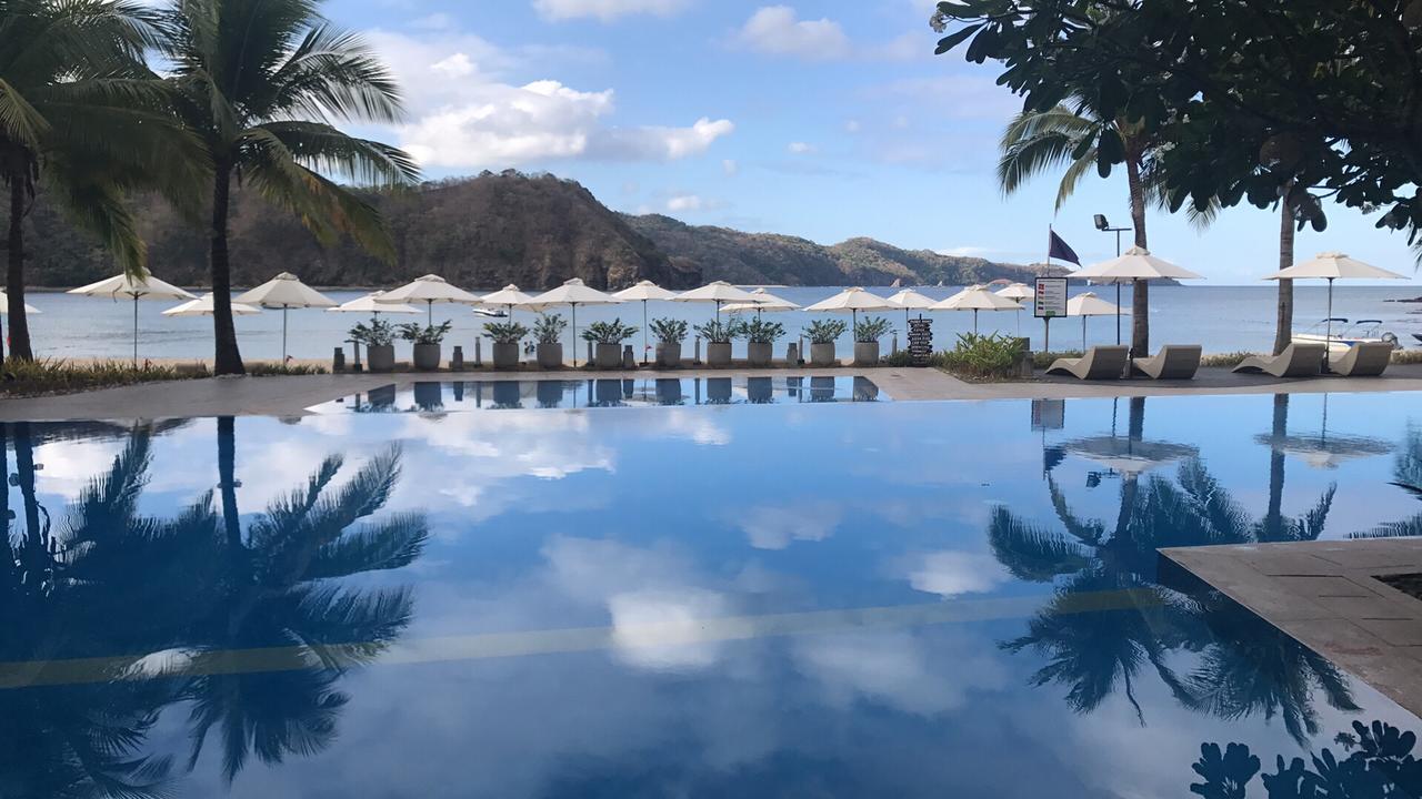 Creys Condo At Pico De Loro Cove Nasugbu Exterior photo