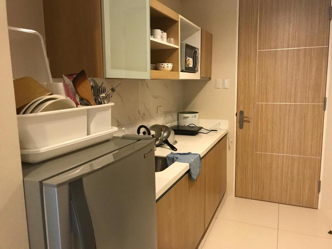 Creys Condo At Pico De Loro Cove Nasugbu Exterior photo